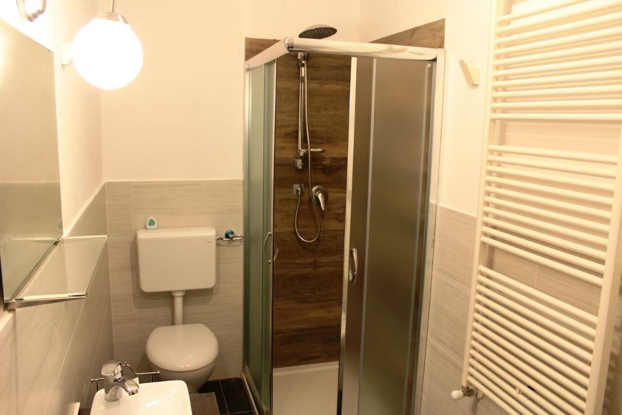 Tavernetta Jolie Apartment เปสการา ภายนอก รูปภาพ