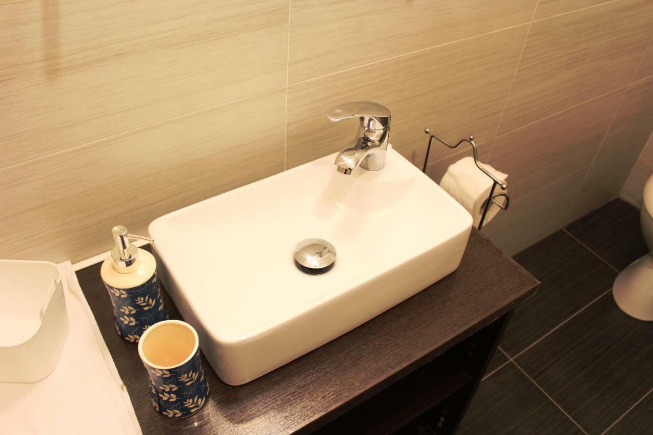 Tavernetta Jolie Apartment เปสการา ภายนอก รูปภาพ